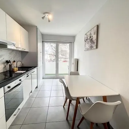 Bel 4pers Frontiere De Bale Parking Апартаменты Сен-Луи